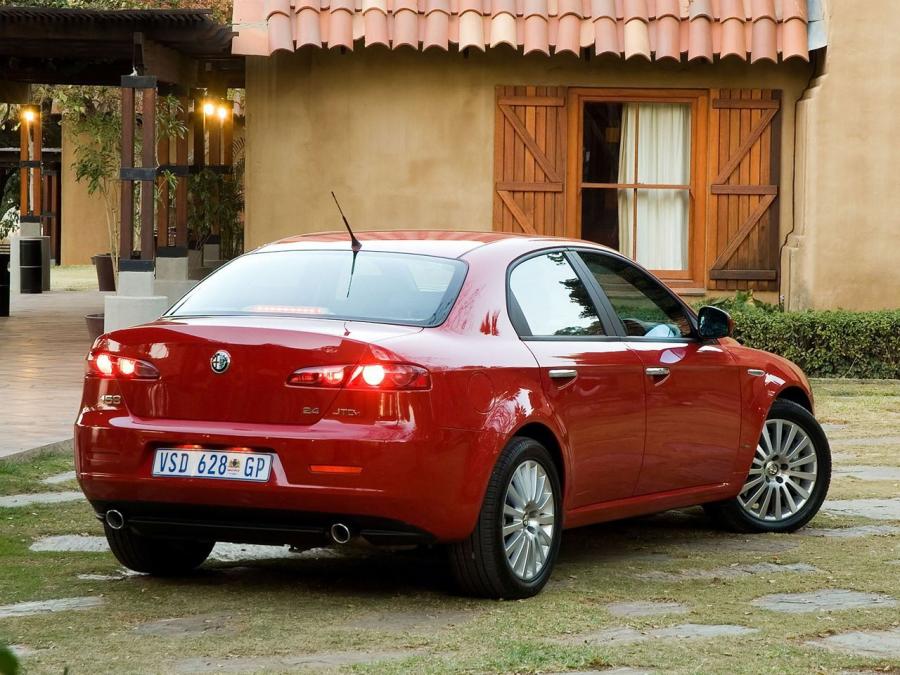  Alfa Romeo 159 (939A) 2006 года  (ZA) (фото 5 из 10)